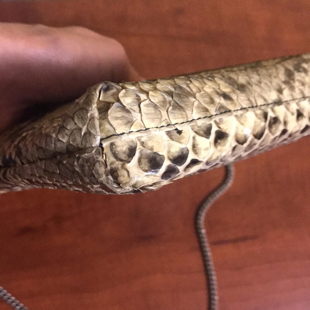 Vintage snake skin purse. In very good condition - Picture 9 of 16